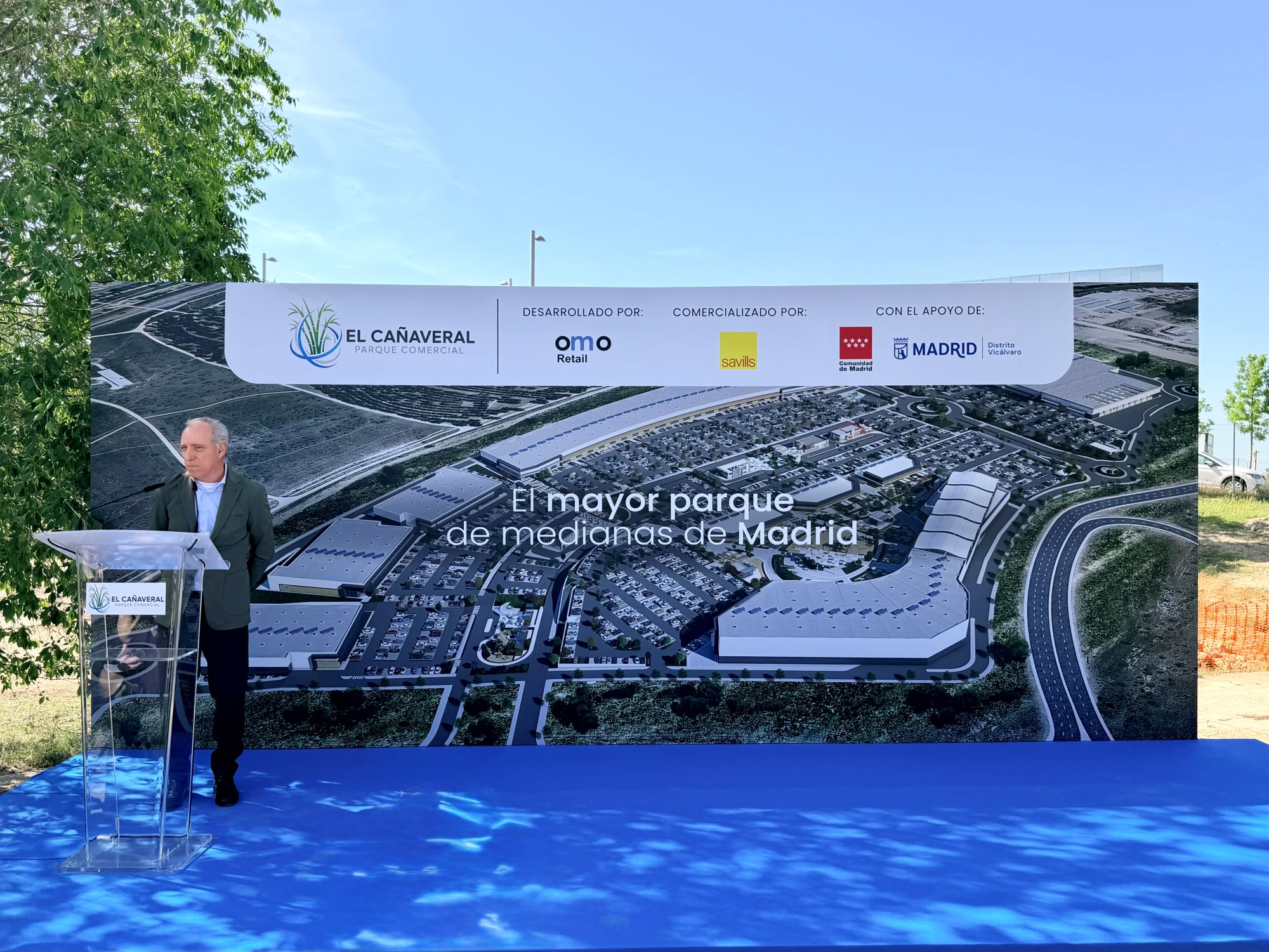 acto primera piedra parque comercial El Cañaveral